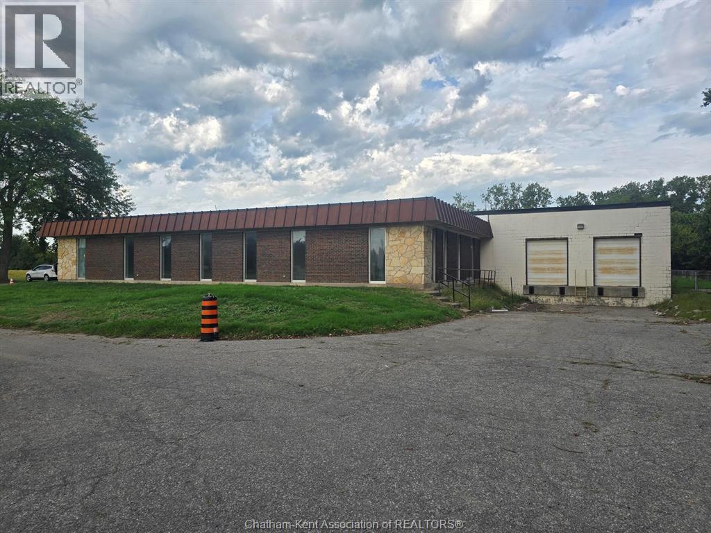 Industrial — 585 Riverview Drive, Chatham, Ontario