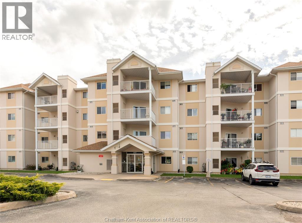Single Family — 1547 Grand Marais Road, Windsor, Ontario