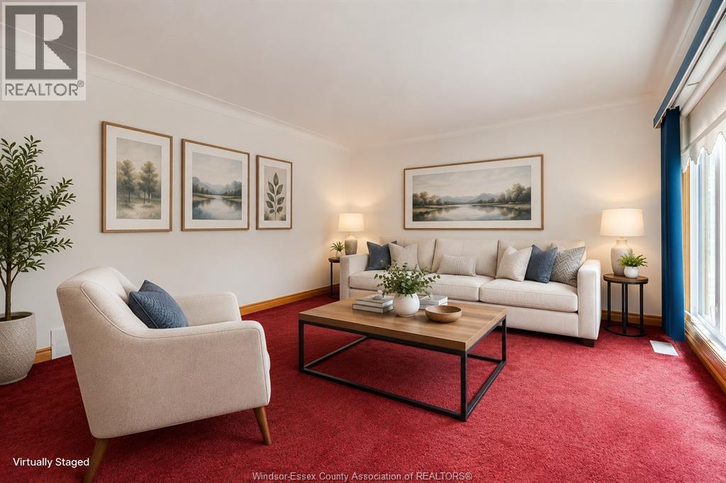 3-bedroom Single Family at 1044 Marjorie Drive, Windsor — photograph 3