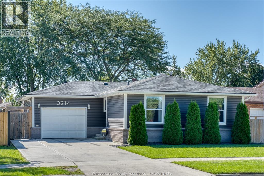 4-bedroom Single Family at 3214 Forest Glade Drive, Windsor — primary photograph