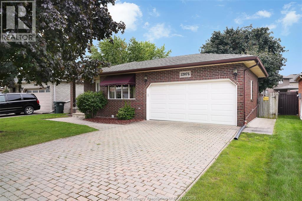 3-bedroom Single Family at 12075 St. Thomas Crescent, Tecumseh — photograph 3