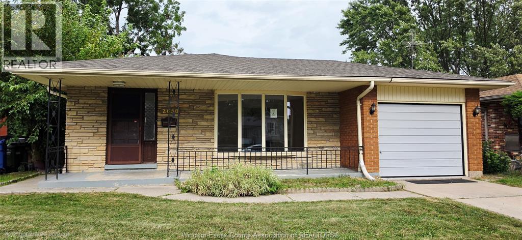 Single Family — 2650 Rivard Avenue, Windsor, Ontario