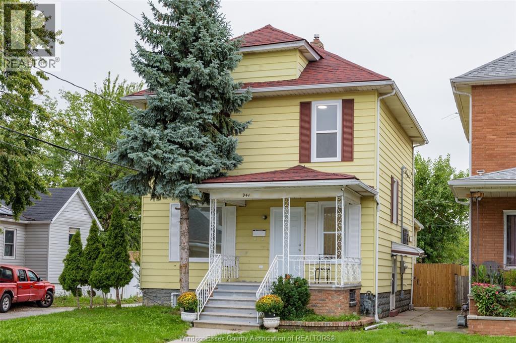 Single Family — 941 Cataraqui, Windsor, Ontario