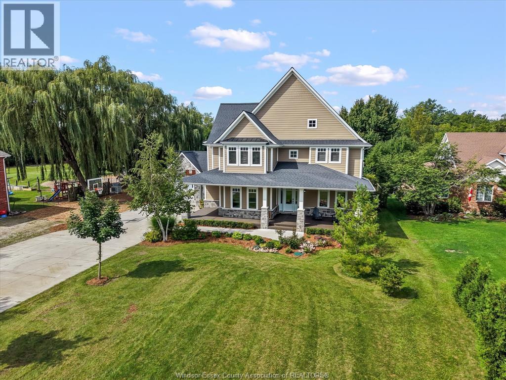 4-bedroom Single Family at 1553 County Rd 27, Lakeshore — photograph 2