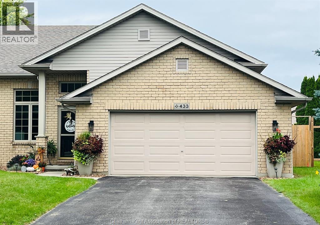 4-bedroom Single Family at 433 Keil Trail, Chatham — primary photograph