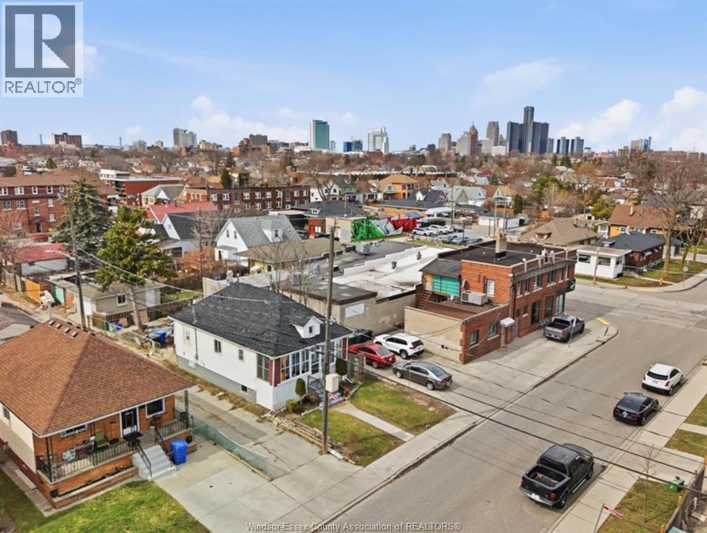 Single Family — 1023 Hall Avenue, Windsor, Ontario