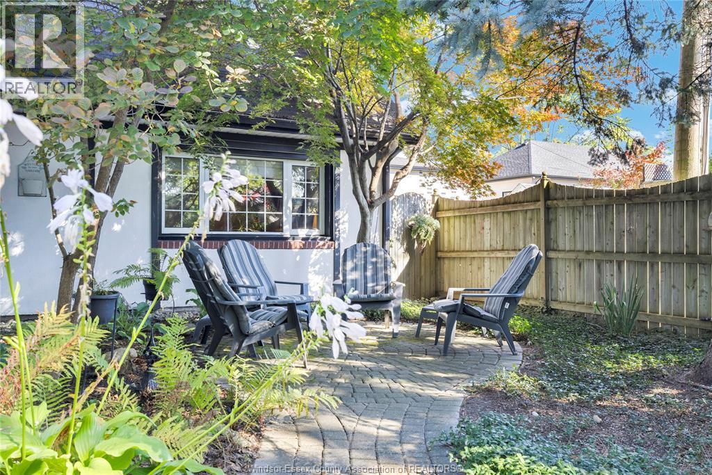 3-bedroom Single Family at 5098 Idel Court, Windsor — photograph 3