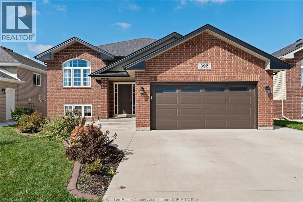 Single Family — 392 Cypress Lane, Lakeshore, Ontario