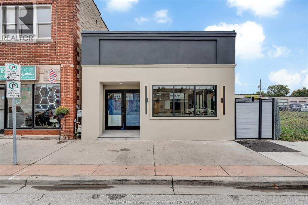 Industrial — 714 Wyandotte Street, Windsor, Ontario