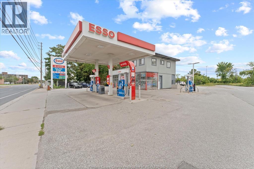 Industrial — 3511 Wyandotte, Windsor, Ontario