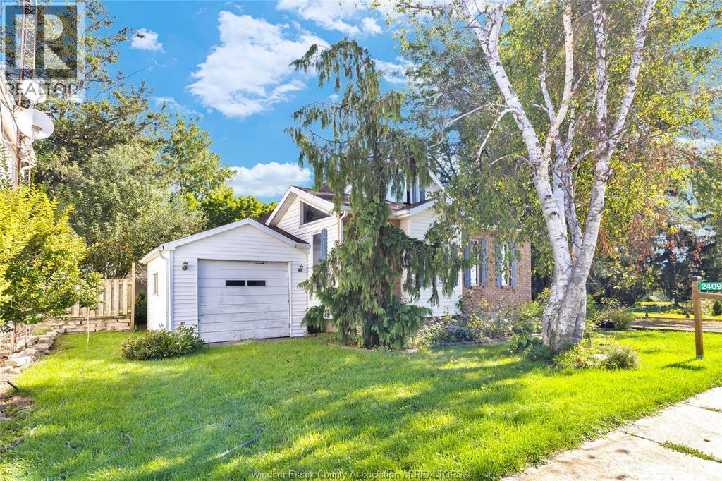 3-bedroom Single Family at 24093 Winterline Road, Pain Court — photograph 3
