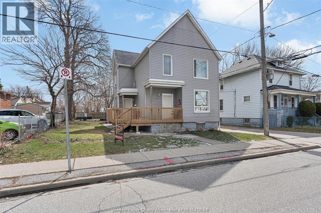 Single Family — 559 Assumption, Windsor, Ontario