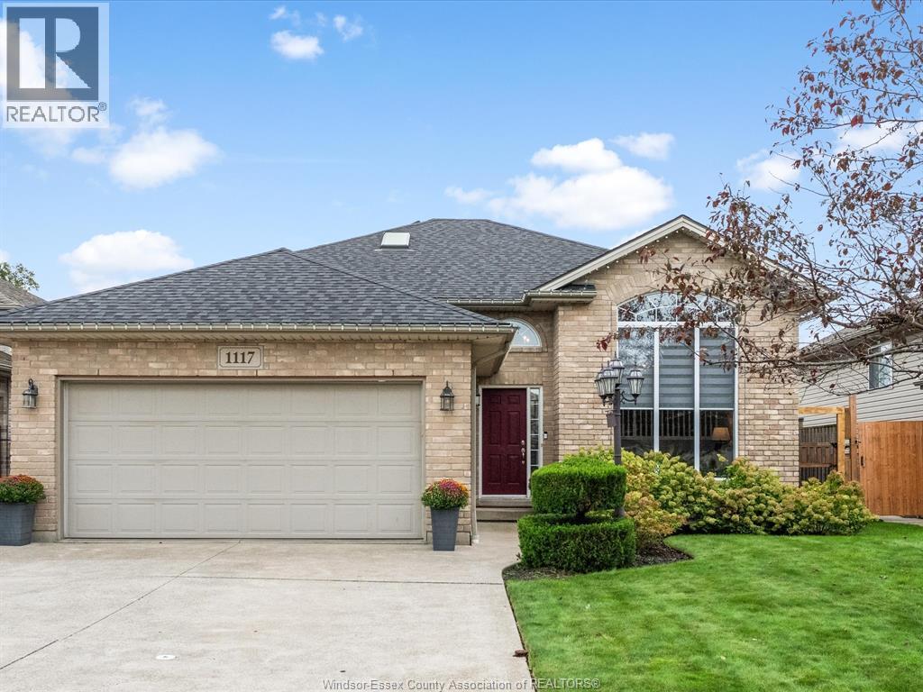 4-bedroom Single Family at 1117 Monarch Meadows Drive, Lakeshore — photograph 2