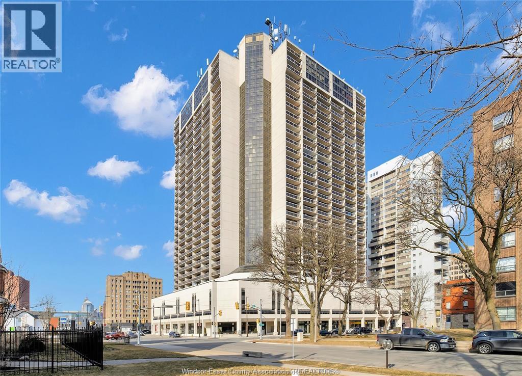 Single Family — 150 Park, Windsor, Ontario