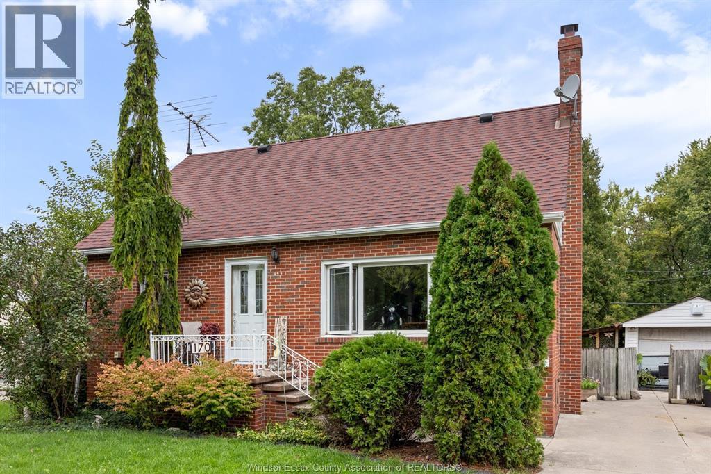 4-bedroom Single Family at 170 Fort, Amherstburg — primary photograph