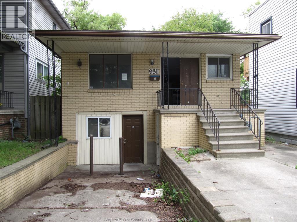 Single Family — 931 Campbell Ave, Windsor, Ontario