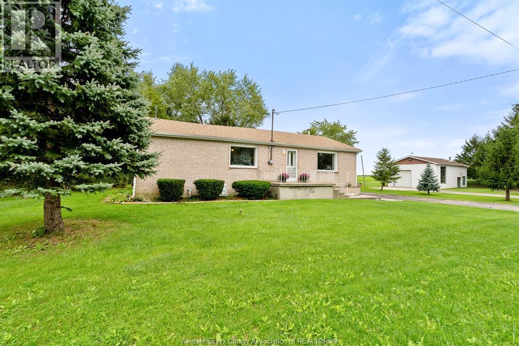 2-bedroom Single Family at 20725 Morris Road, Tilbury North — photograph 2
