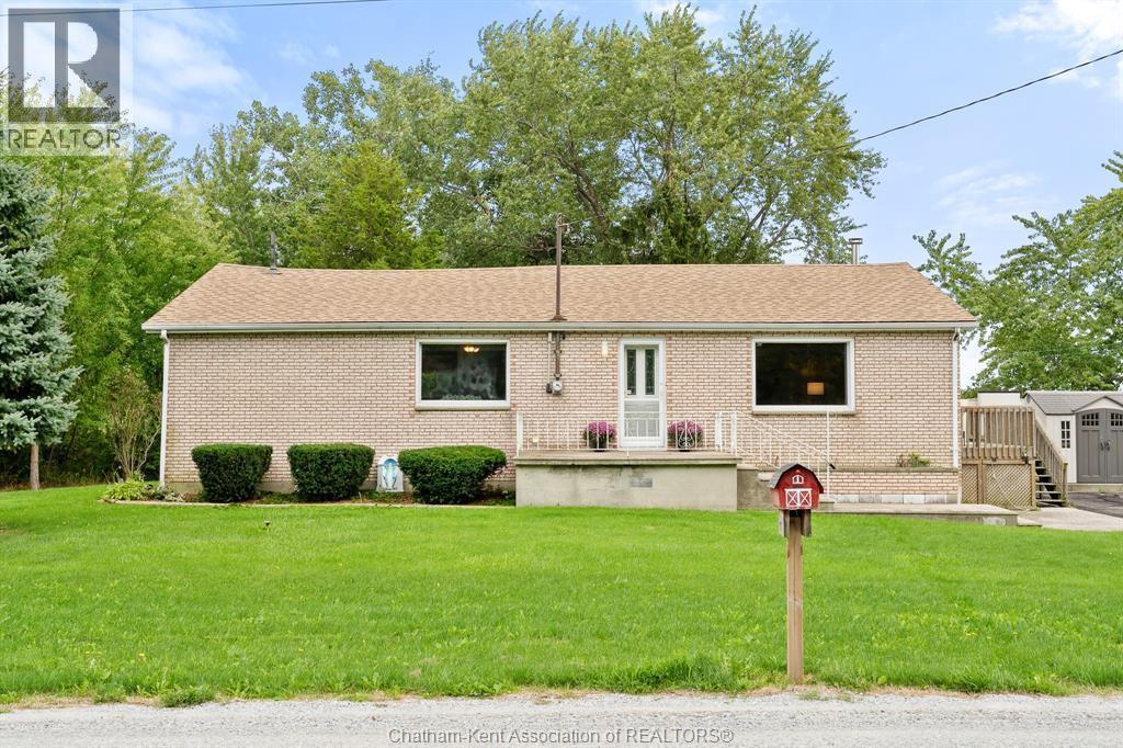 2-bedroom Single Family at 20725 Morris Road, Tilbury North — primary photograph