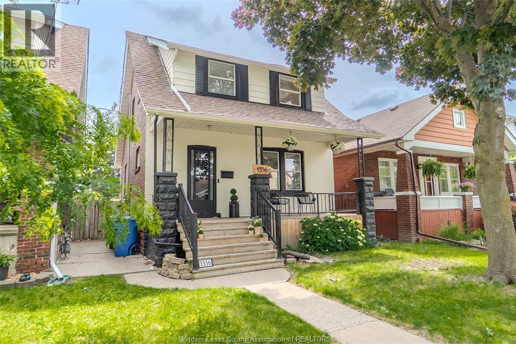 3-bedroom Single Family at 1556 Hall Avenue, Windsor — photograph 2