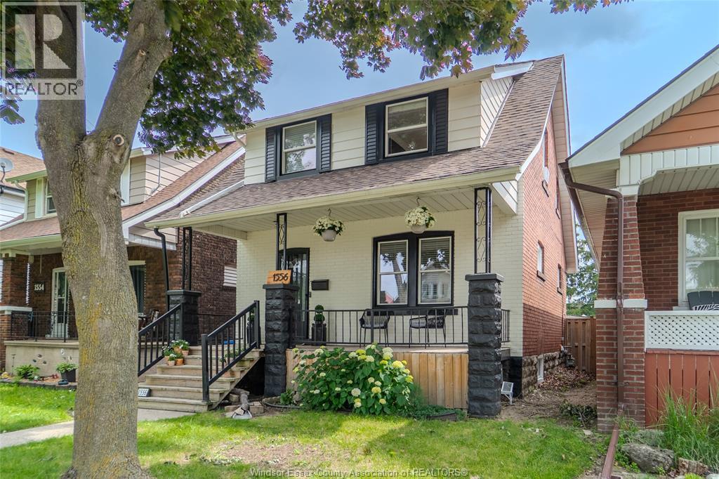 3-bedroom Single Family at 1556 Hall Avenue, Windsor — photograph 3