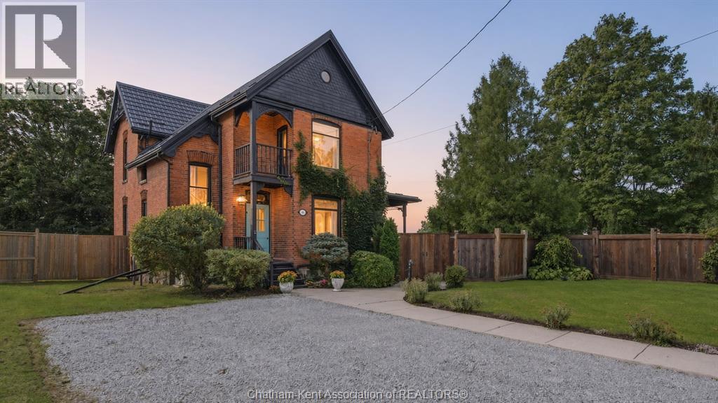 5-bedroom Single Family at 136 King Street, Highgate — primary photograph