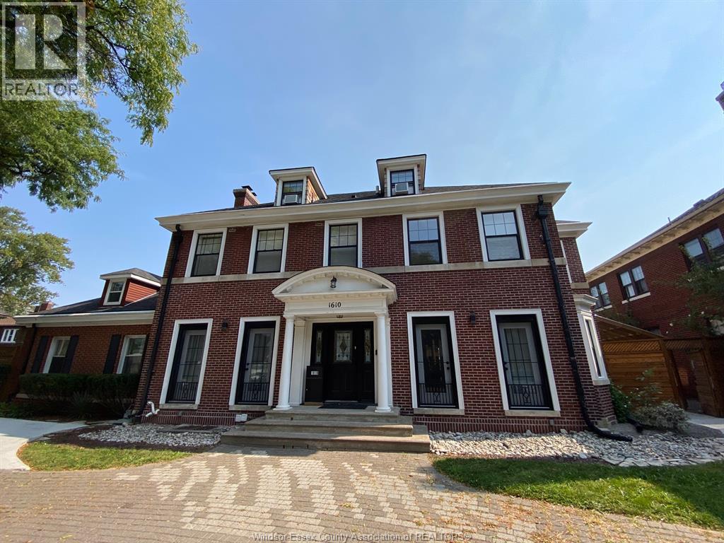 1-bedroom Single Family at 1610 Victoria Avenue #UPPER, Windsor — primary photograph