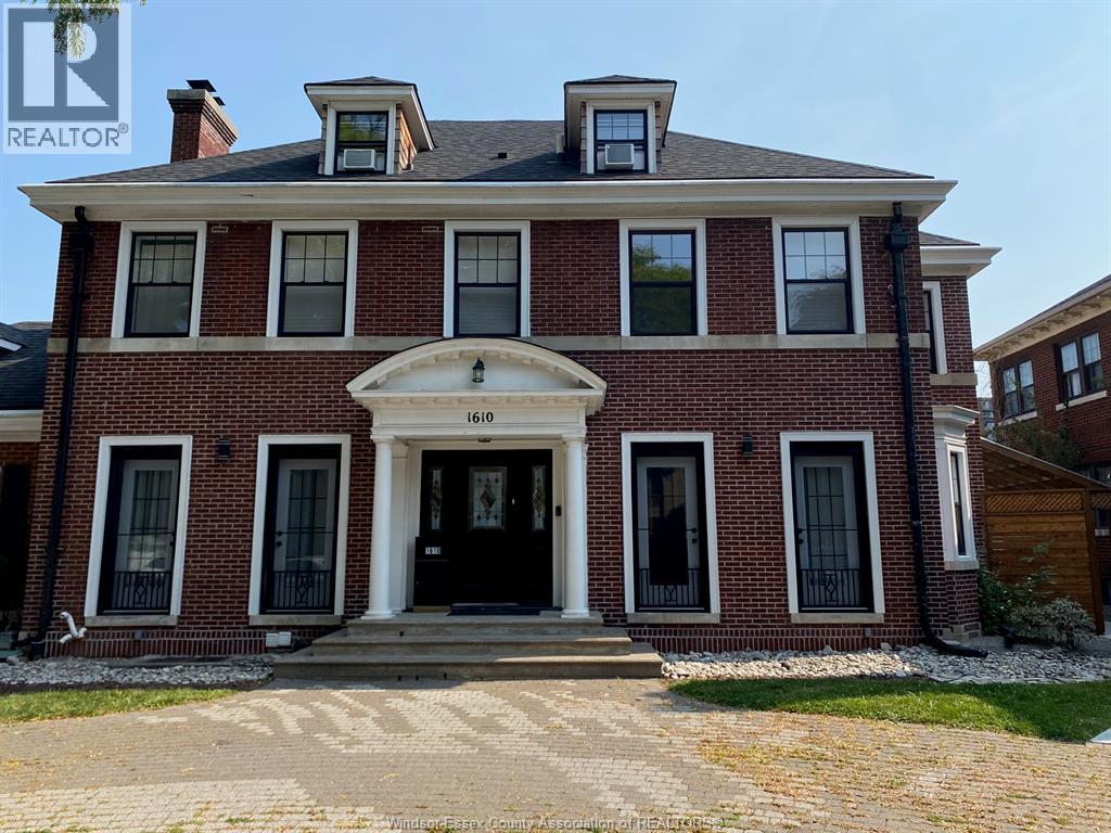 1-bedroom Single Family at 1610 Victoria Avenue #UPPER, Windsor — photograph 2
