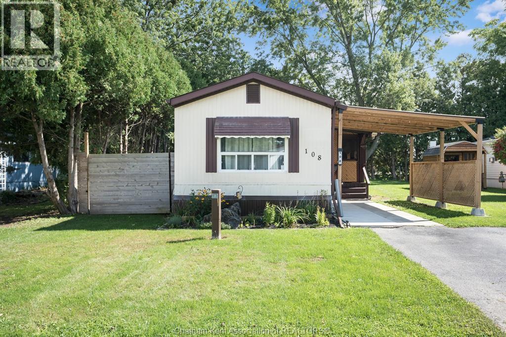 2-bedroom Single Family at 108 Regency Drive, Chatham — primary photograph