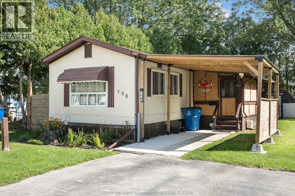2-bedroom Single Family at 108 Regency Drive, Chatham — photograph 2