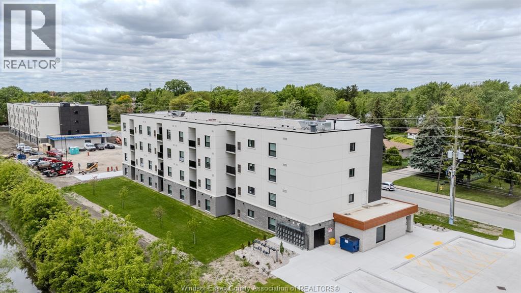2-bedroom Single Family at 705 Grand Marais #311, Windsor — primary photograph