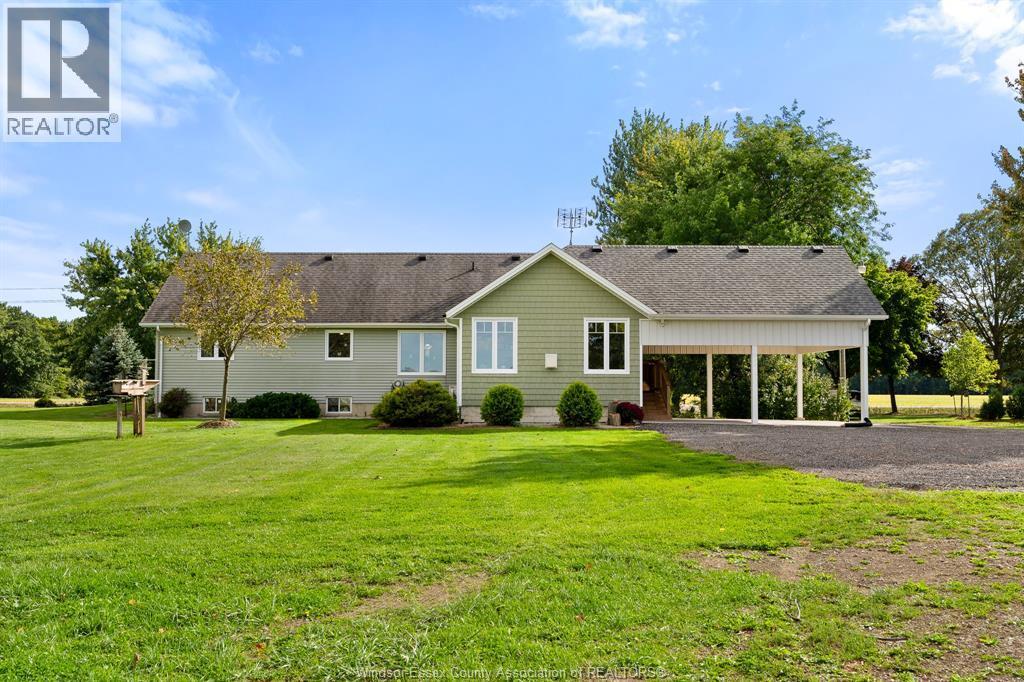 3-bedroom Single Family at 1642 Road 2, Kingsville — photograph 3