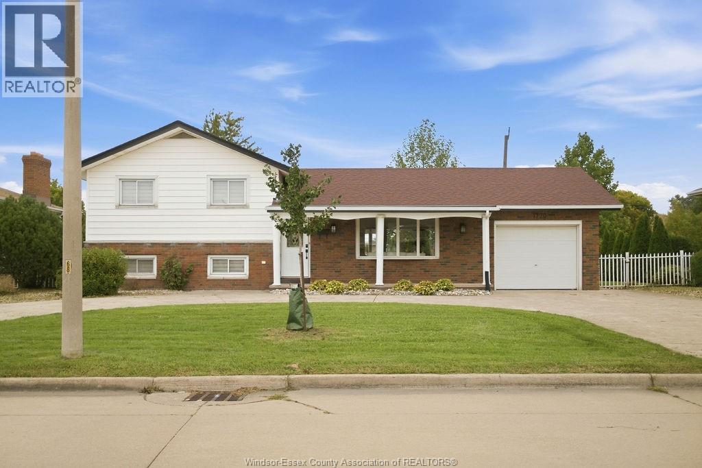 Single Family — 1720 Partington, Windsor, Ontario