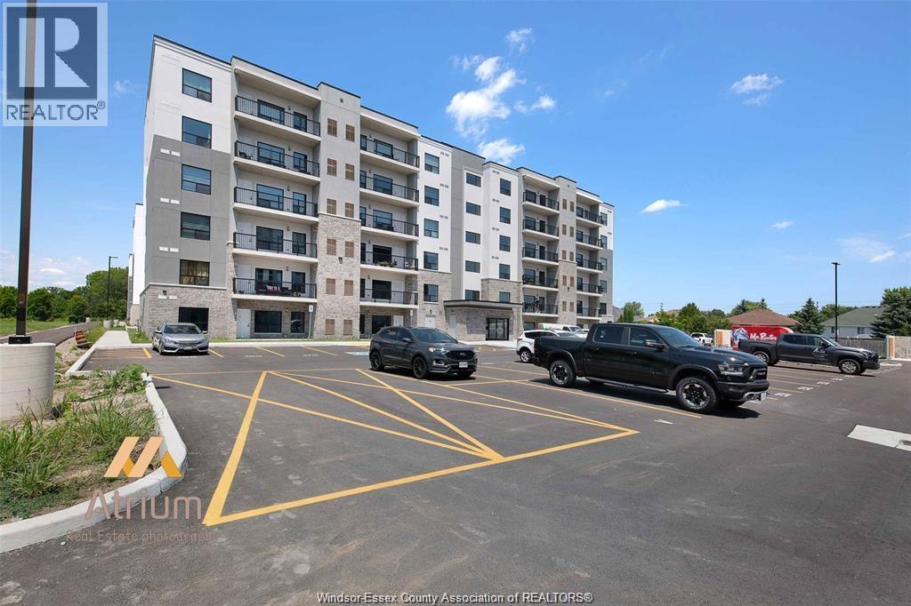Single Family — 3290 Stella, Windsor, Ontario