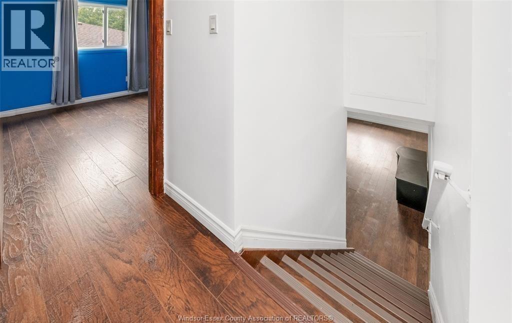 3-bedroom Single Family at 9597 Avery Lane #UPPER, Windsor — photograph 3