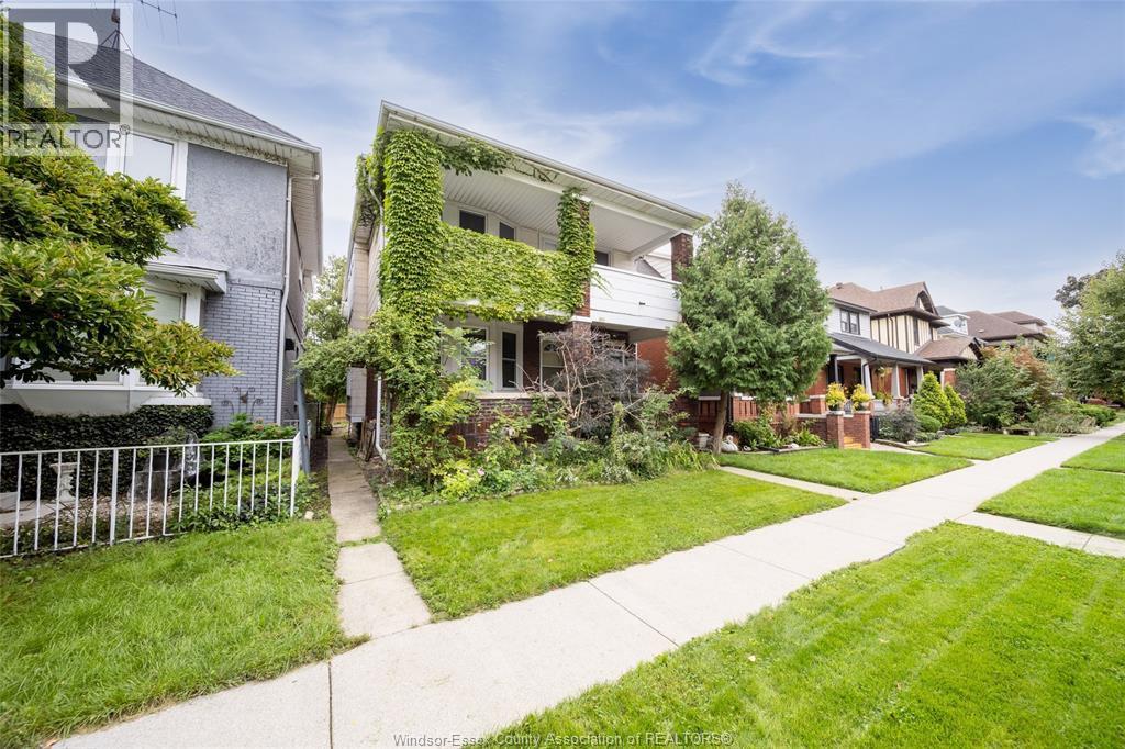 2-bedroom Single Family at 986 Windermere, Windsor — photograph 3