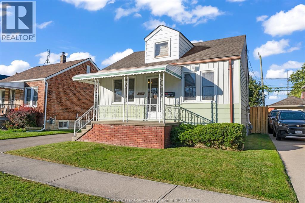 2-bedroom Single Family at 1669 Hickory Road, Windsor — photograph 3