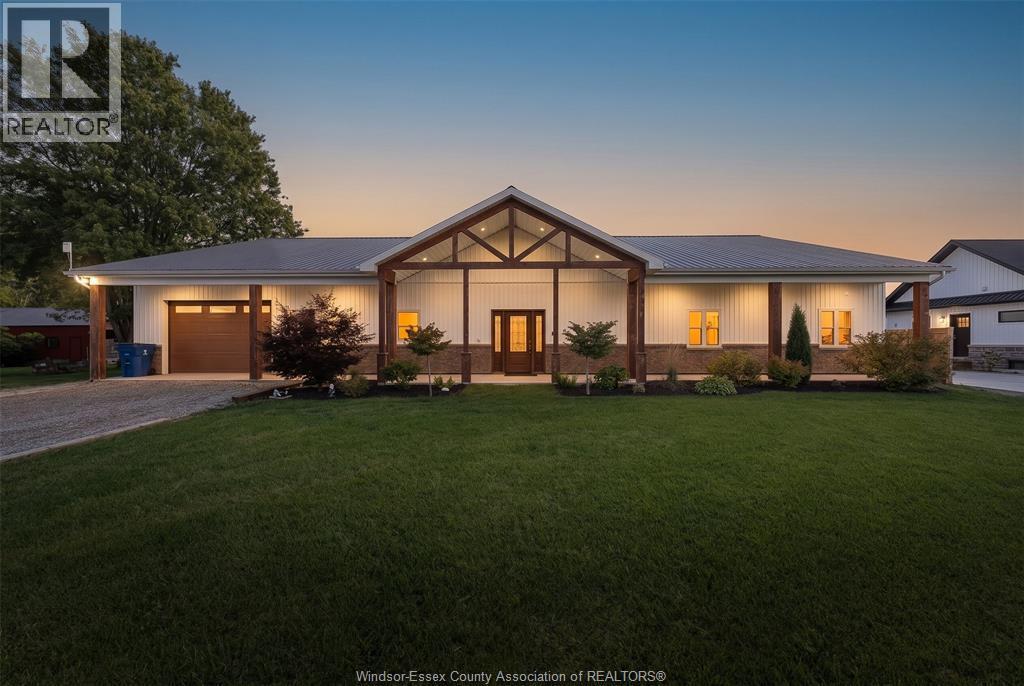 4-bedroom Single Family at 622 Middleton Line, Wheatley — primary photograph