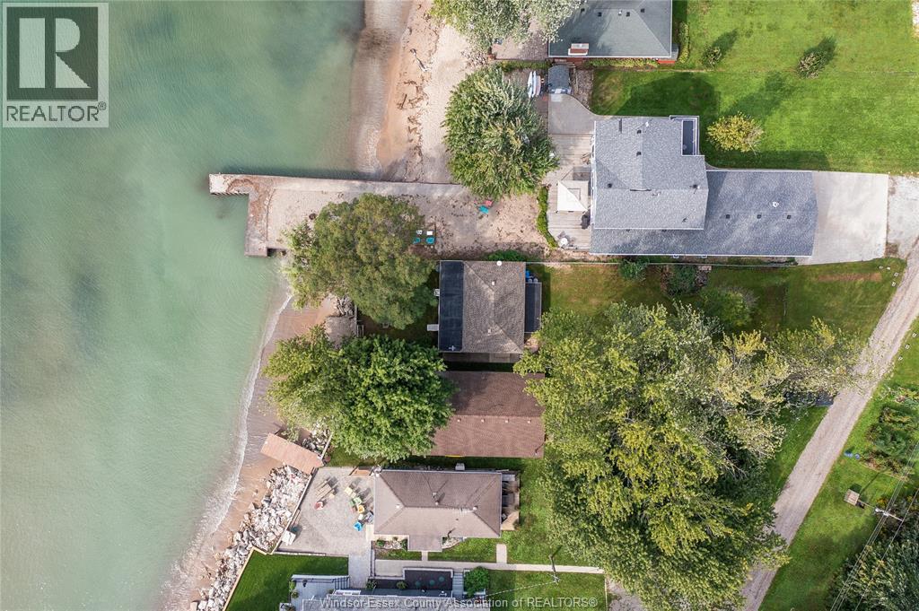 3-bedroom Single Family at 845 Erie Blue, Essex — primary photograph