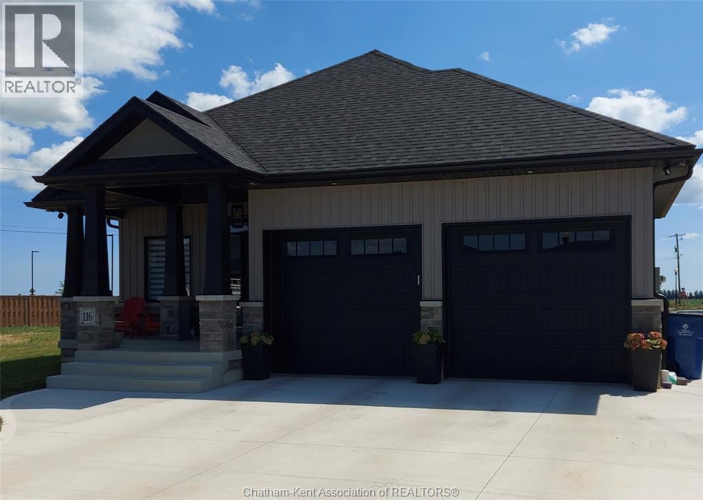 Single Family — 76 Bloomington Way, Chatham, Ontario