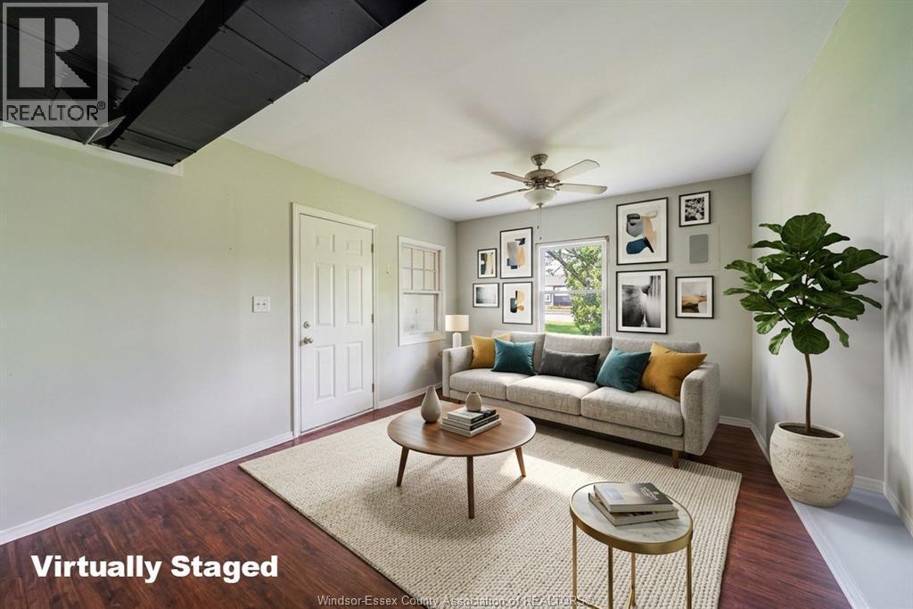 2-bedroom Single Family at 5837 Tecumseh Road, Windsor — photograph 3