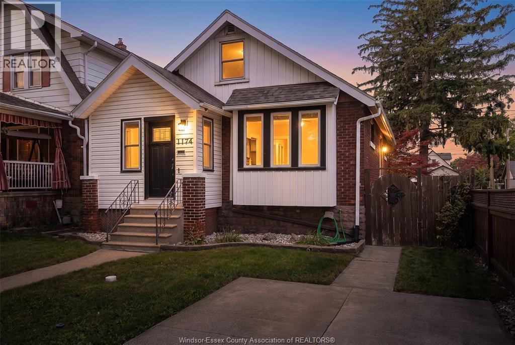 Single Family — 1174 Parent Ave, Windsor, Ontario