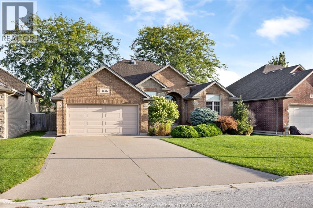 4-bedroom Single Family at 1156 Joshua, Lakeshore — primary photograph