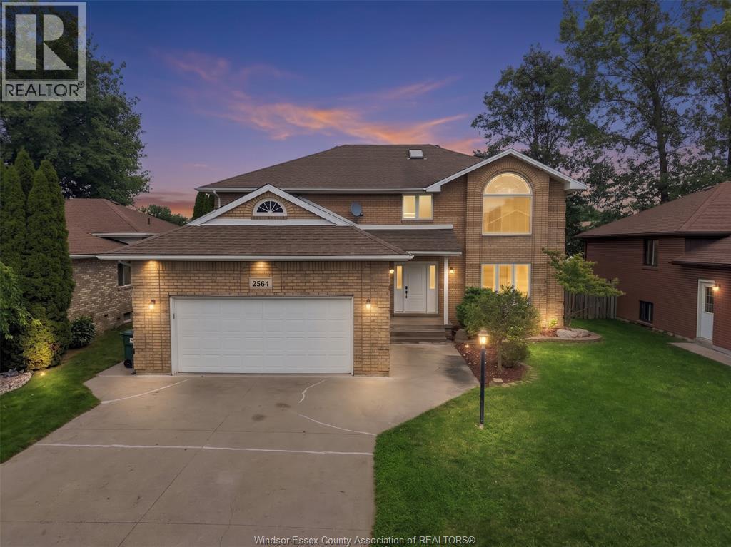 7-bedroom Single Family at 2564 Buttery Street, Windsor — primary photograph