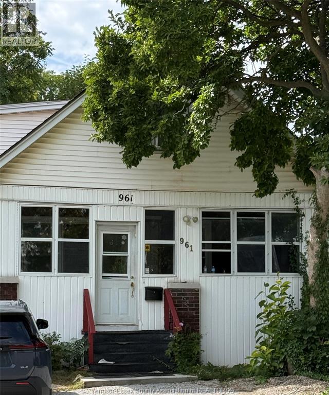 Single Family — 961 Campbell, Windsor, Ontario