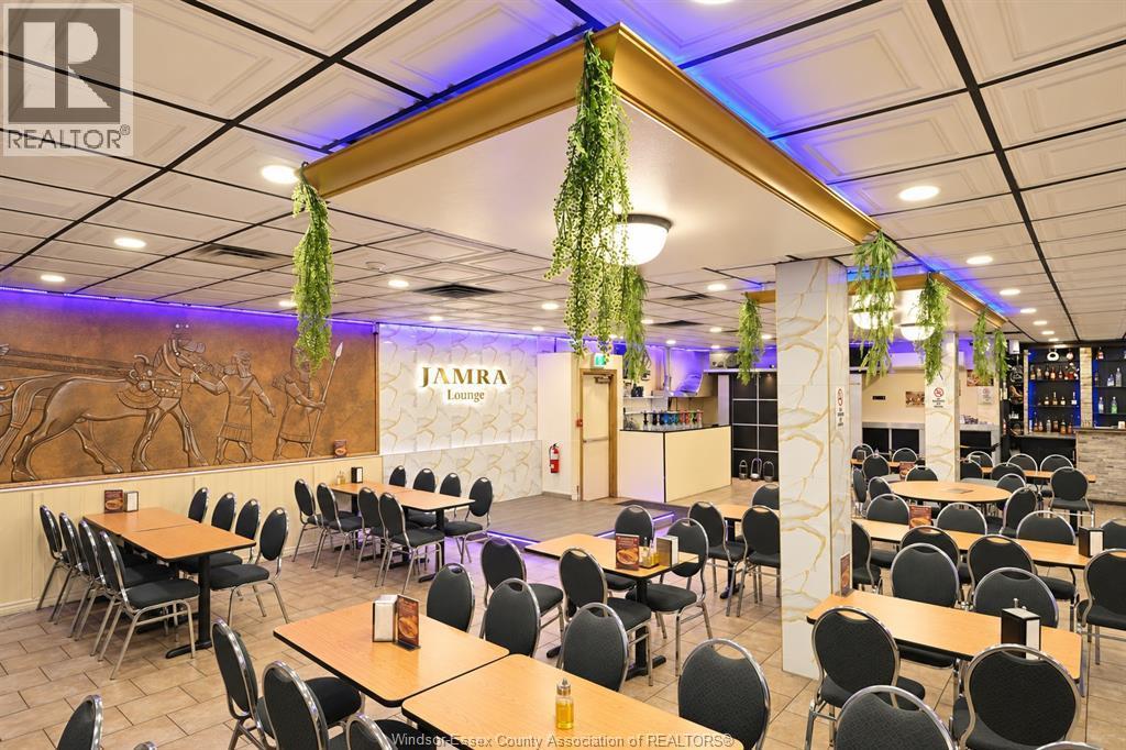Business at 679 Wyandotte Street #MAIN, Windsor — photograph 3
