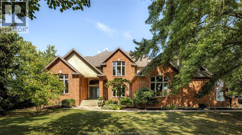 Single Family — 7702 St Clair Rd, Stoney Point, Ontario