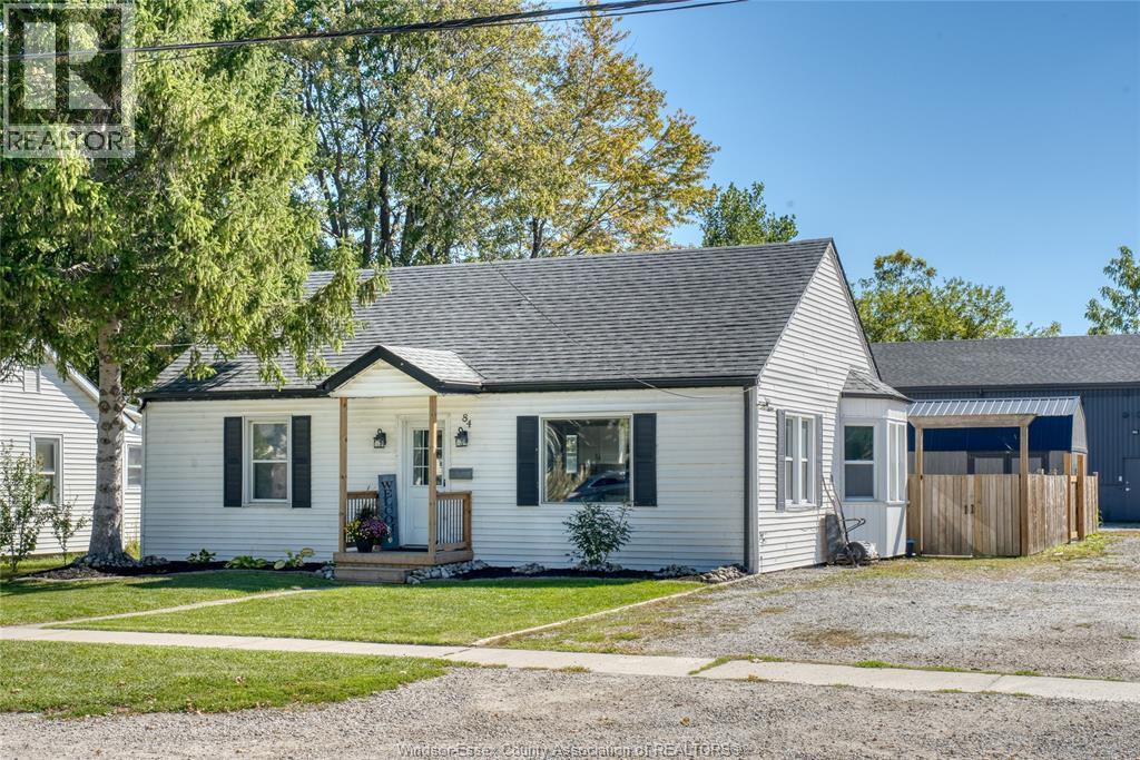 3-bedroom Single Family at 84 Cameron, Essex — photograph 2