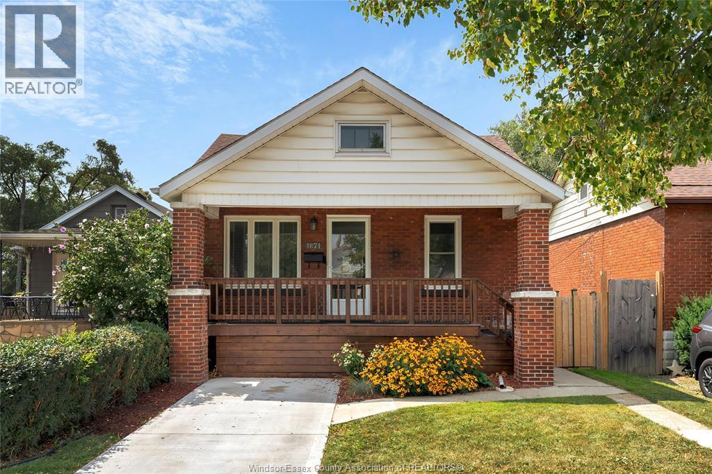 Single Family — 1871 Albert Road, Windsor, Ontario
