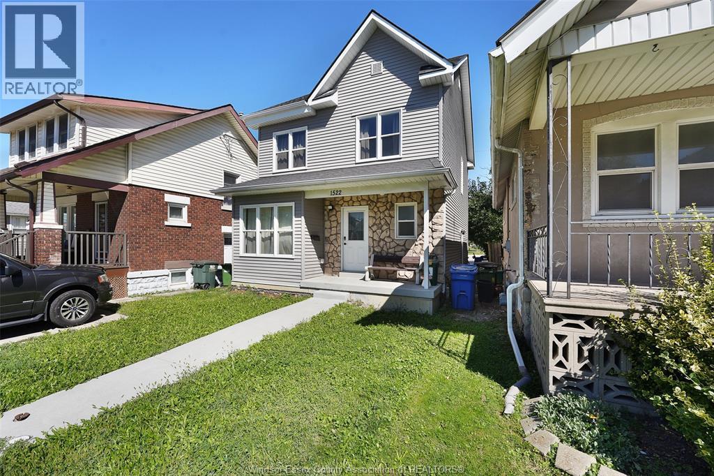 6-bedroom Single Family at 1522 Lillian Avenue, Windsor — photograph 3