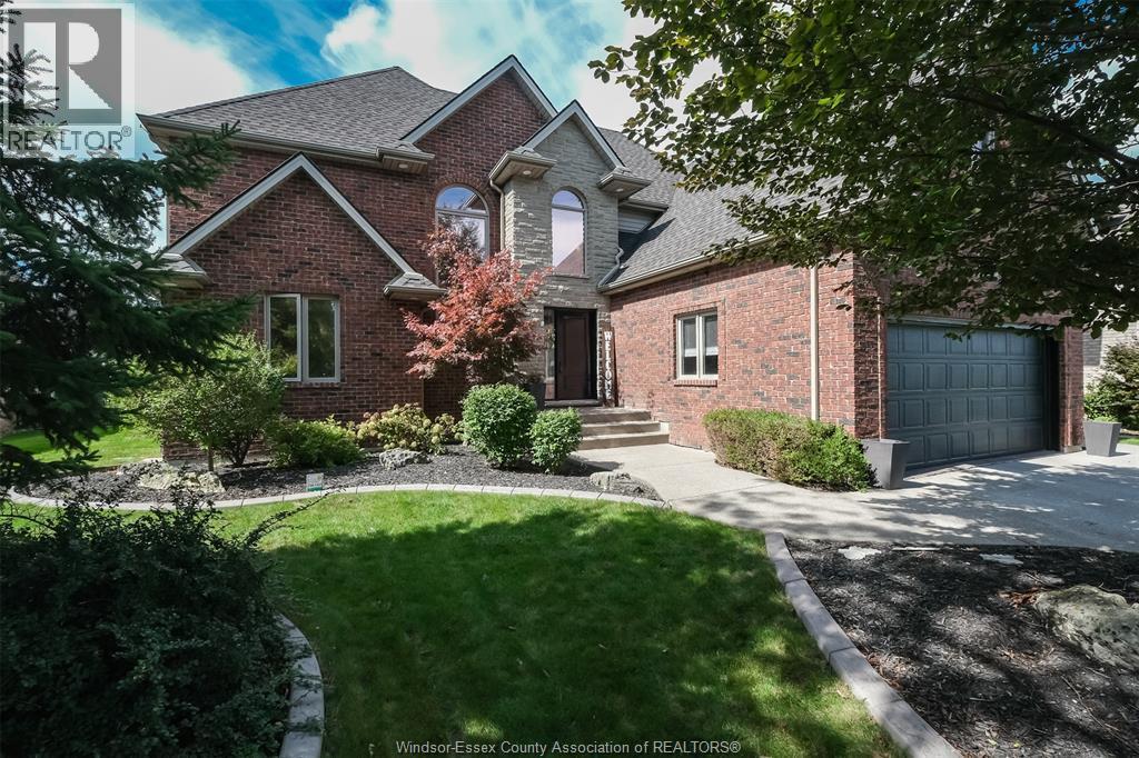 Single Family — 369 Pinehurst Drive, Lakeshore, Ontario